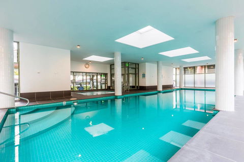 Nobbs Â· Executive 2 Storey Sydney Apartment With Pool - Accommodation ACT 13