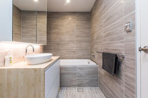 Nobbs Â· Executive 2 Storey Sydney Apartment With Pool - Accommodation ACT 8