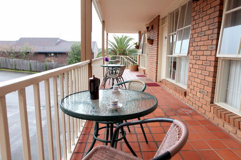 Summerhill Motor Inn - Accommodation ACT 20