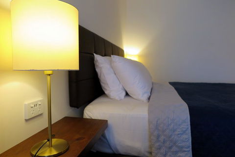 Summerhill Motor Inn - Accommodation ACT 12