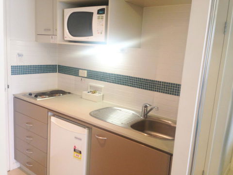 BASE Holidays - Ettalong Beach Premium Apartments - Accommodation ACT 23