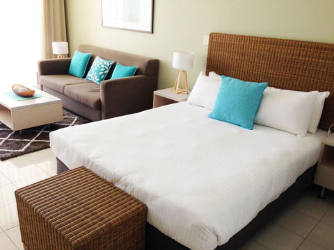 BASE Holidays - Ettalong Beach Premium Apartments - Accommodation ACT 38