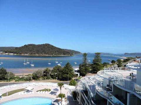 BASE Holidays - Ettalong Beach Premium Apartments - Accommodation ACT 19