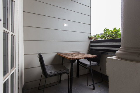 The Lucky Hotel - Accommodation ACT 27