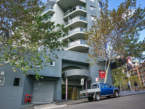 Lower Bridge And Sails - Executive 2BR Darlinghurst Apartment With Balcony And Rooftop Views - Accommodation ACT 14