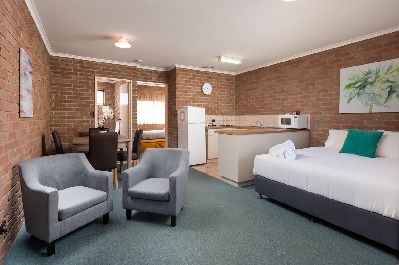 Corowa NSW Accommodation ACT
