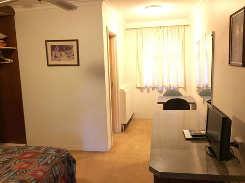 Cooma Motor Lodge Motel - Accommodation ACT 23