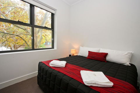 The Star Apartments - Accommodation ACT 16