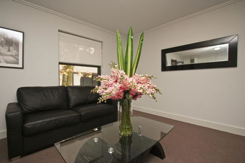 The Star Apartments - Accommodation ACT 10