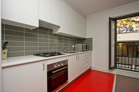The Star Apartments - Accommodation ACT 9
