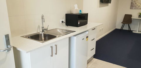 Carlton Suites - Accommodation ACT 18