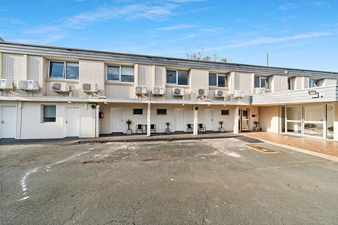 Carlton Suites - Accommodation ACT 25