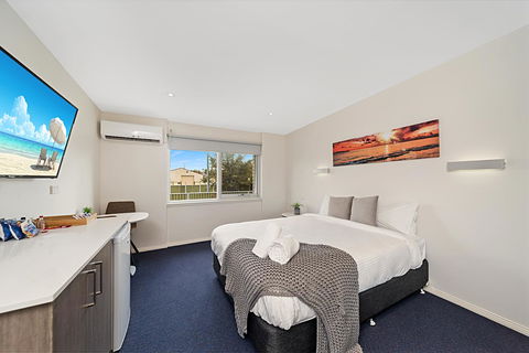 Carlton Suites - Accommodation ACT 23