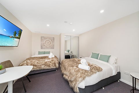 Carlton Suites - Accommodation ACT 4