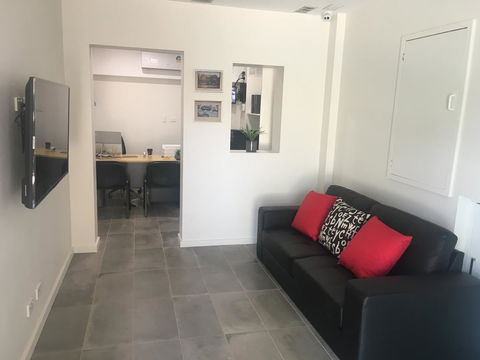 Carlton Suites - Accommodation ACT 30