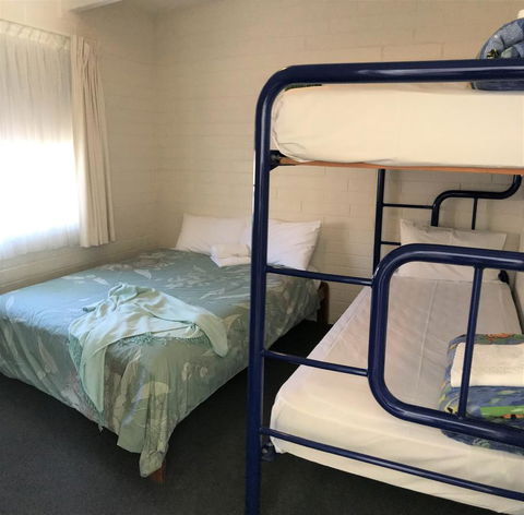 Kon Tiki Apartments - Accommodation ACT 23