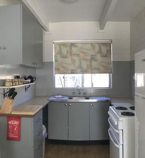 Kon Tiki Apartments - Accommodation ACT 25