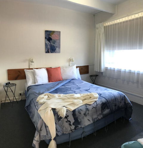 Kon Tiki Apartments - Accommodation ACT 14