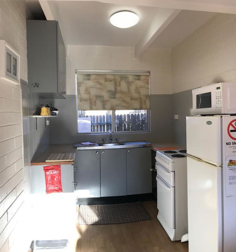 Kon Tiki Apartments - Accommodation ACT 17