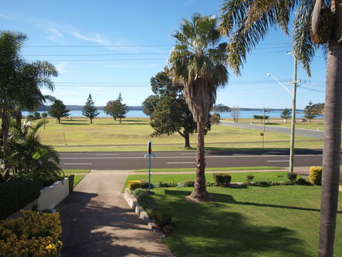 Kon Tiki Apartments - Accommodation ACT 4