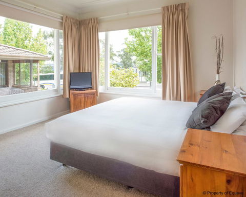 Villa Blue - Accommodation ACT 16