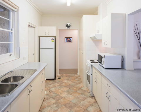 Villa Blue - Accommodation ACT 14