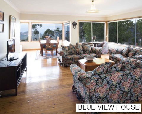 Villa Blue - Accommodation ACT 1