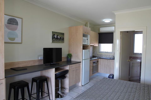 Tumut Apartments - Accommodation ACT 8