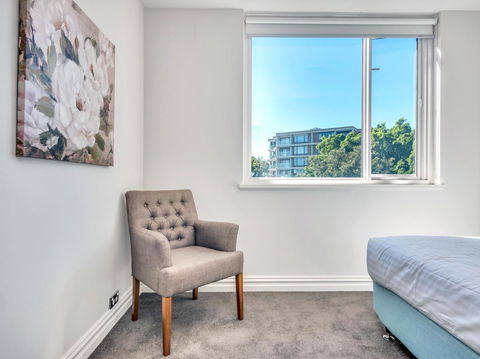 Panoramic Harbour Views And Unbeatable Comfort - Accommodation ACT 13
