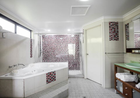 Mercure Darwin Airport Resort - Accommodation ACT 11