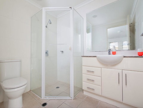Seaspray Villa 5 - Accommodation ACT 5