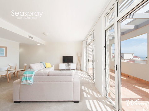 Seaspray Villa 5 - Accommodation ACT 11