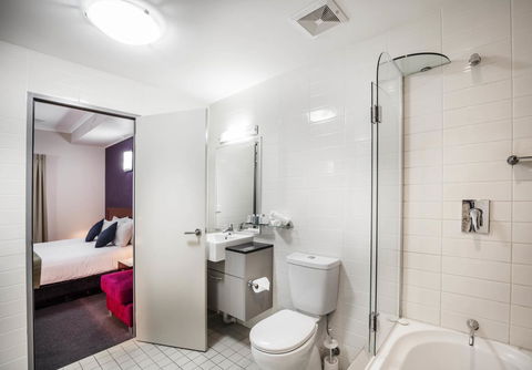 Novotel Darwin Airport - Accommodation ACT 21
