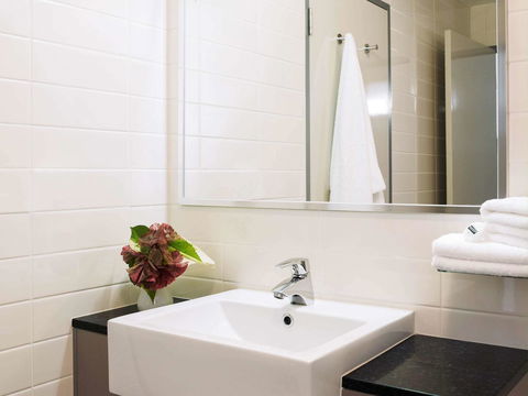 Novotel Darwin Airport - Accommodation ACT 25
