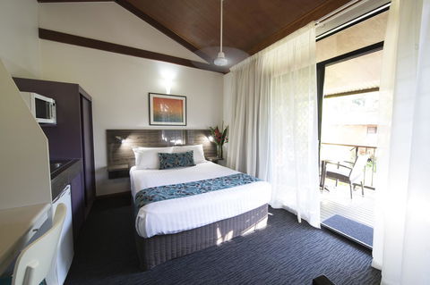 Palms City Resort - Accommodation ACT 38