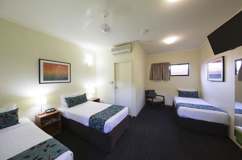 Palms City Resort - Accommodation ACT 41