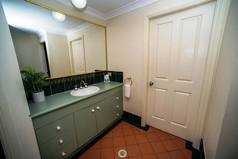 Beaches Serviced Apartments - Accommodation ACT 32
