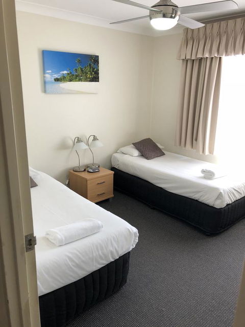 Beaches Serviced Apartments - Accommodation ACT 13