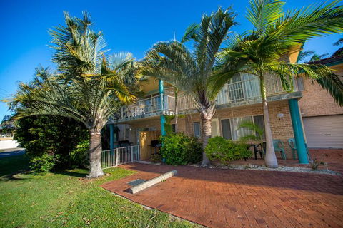 Beaches Serviced Apartments - Accommodation ACT 1