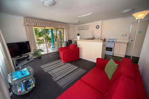 Beaches Serviced Apartments - Accommodation ACT 12
