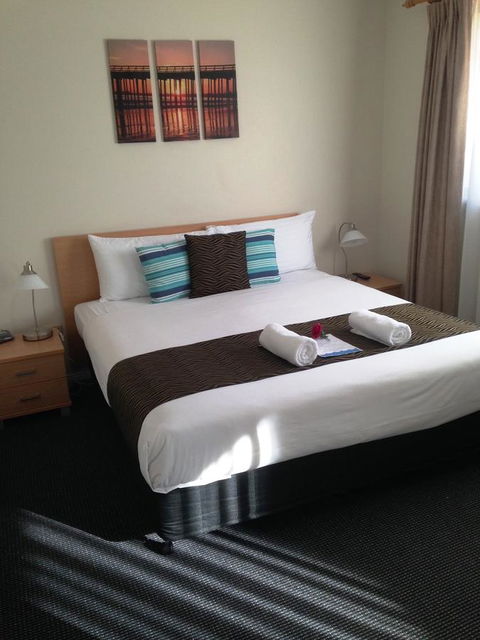 Beaches Serviced Apartments - Accommodation ACT 40