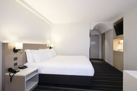 DoubleTree By Hilton Esplanade Darwin - Accommodation ACT 10