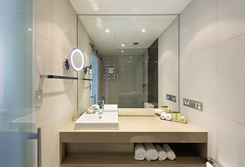 Hilton Garden Inn Darwin - Accommodation ACT 11