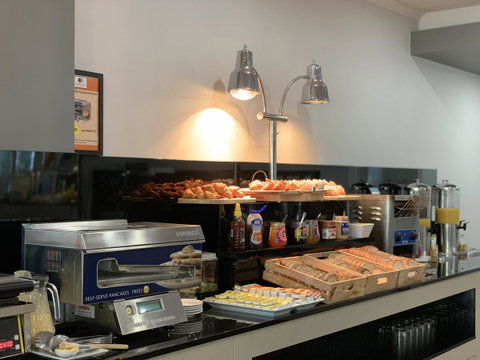 Hilton Garden Inn Darwin - Accommodation ACT 24