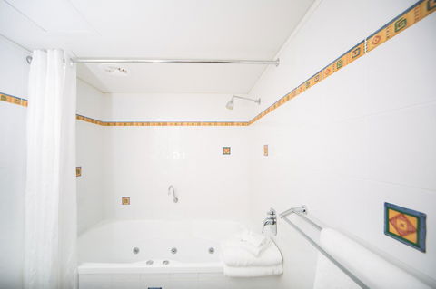 Corrigans Cove - Accommodation ACT 9