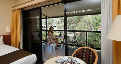Mercure Alice Springs Resort - Accommodation ACT 29