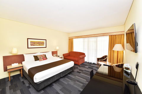 Mercure Alice Springs Resort - Accommodation ACT 5