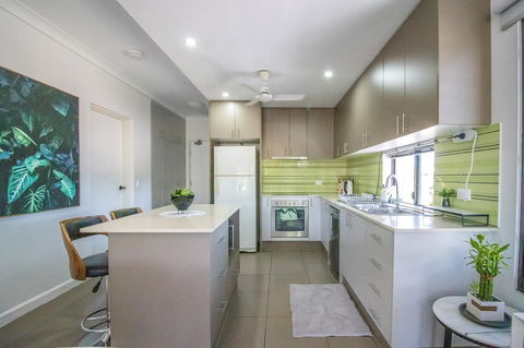 ZEN QUEST - The NOMADS PAD Near Nightcliff Markets & Sunset Foreshore - Accommodation ACT 26