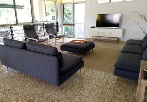 Arafura Blue - Accommodation ACT 4