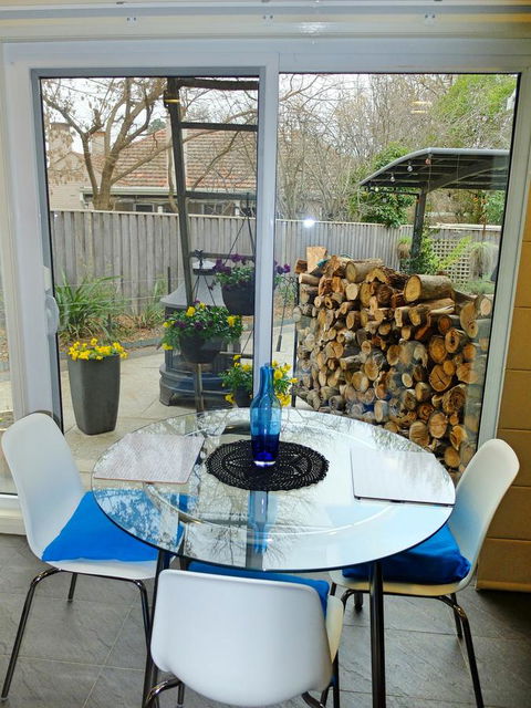 Rock Wallaby - Accommodation ACT 13